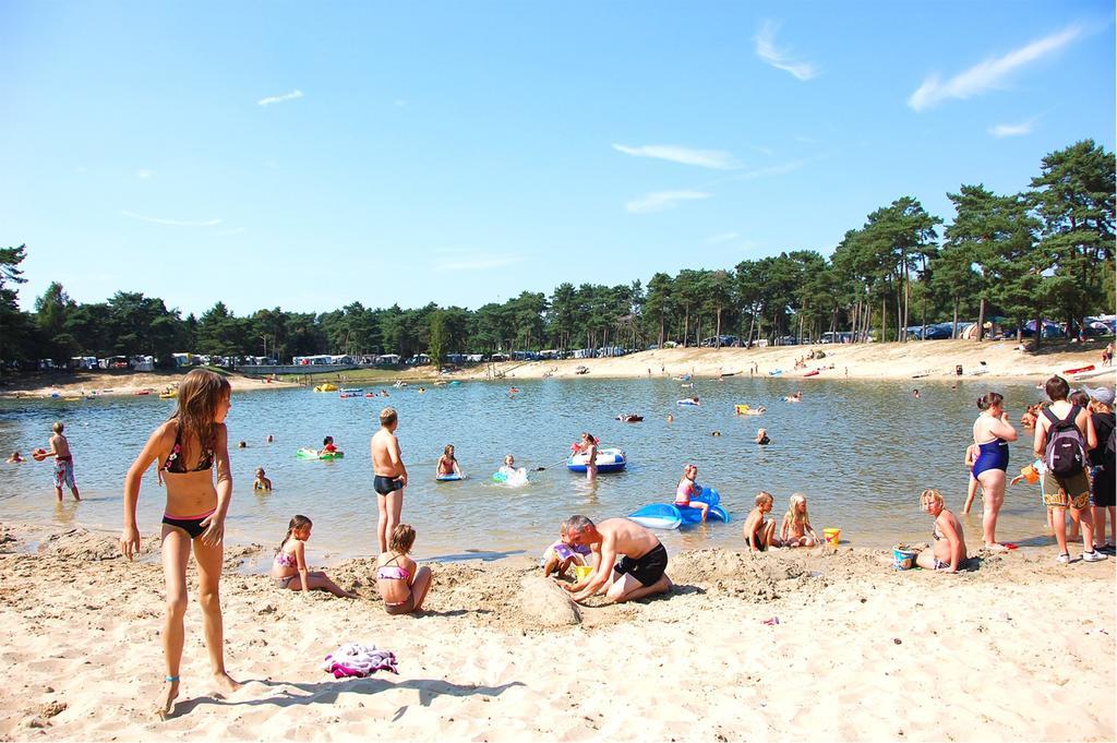 Отель Camping Blauwe Meer Nv Ломмель Экстерьер фото